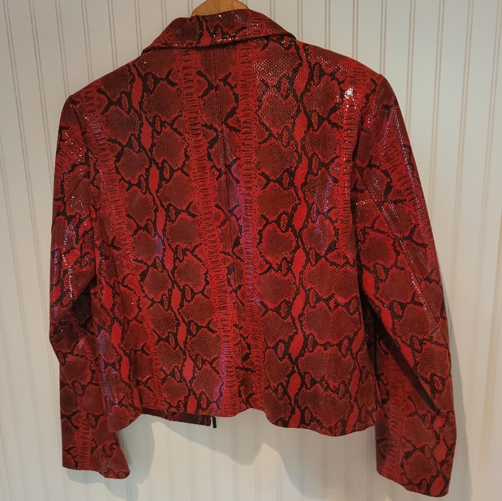 💋🔥90's red leather snake jacket! - Picture 6 of 9